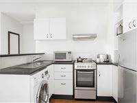 Premium 2 Bedroom Apartment Kitchen-BreakFree Adelaide